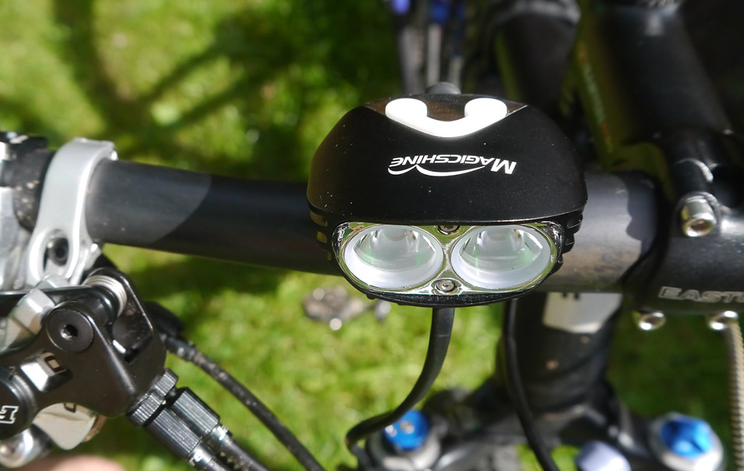 Magicshine MJ-880Bike Light